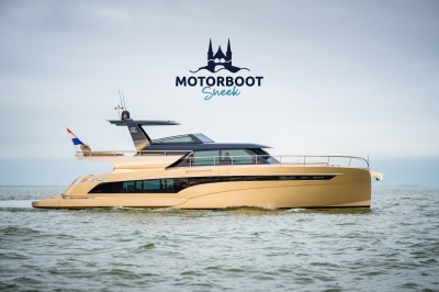 'In-water' Debüt der SLX54 auf der Motorboot Sneek