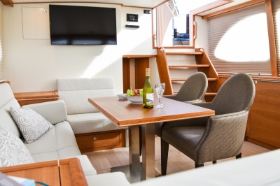 Super Lauwersmeer builds completely customized Discovery 45 AC