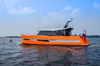 Bigger, better, more luxurious: the Super Lauwersmeer Discovery 47 OC