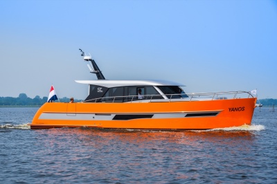 Mehr, luxuriöser, größer: der Super Lauwersmeer Discovery 47 OC