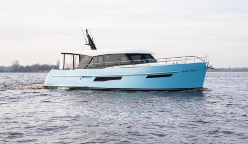 Weltpremiere Discovery 46 OC „Longroof“ auf der Motor Boat Sneek 2022
