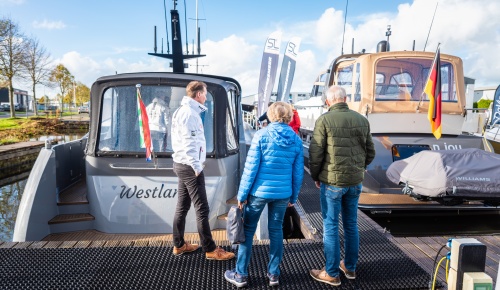 Super Lauwersmeer auf der Frühjahrsshow von Motorboot Sneek 2024