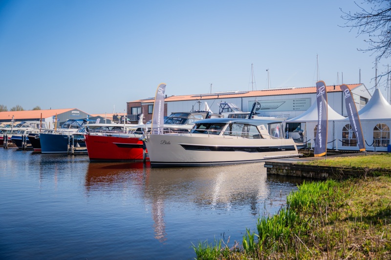 Topmodellen Discovery-lijn ook te zien op Motorboot Sneek